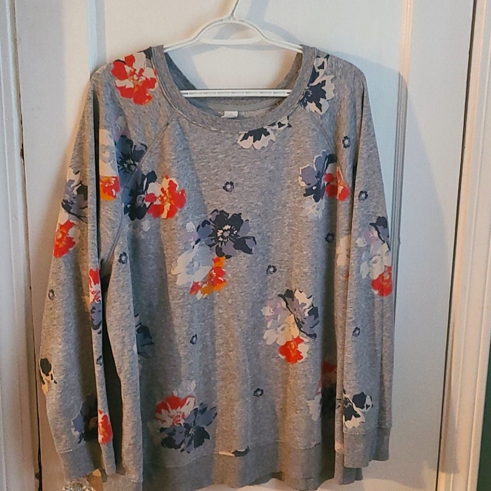 Floral Sweatshirt
